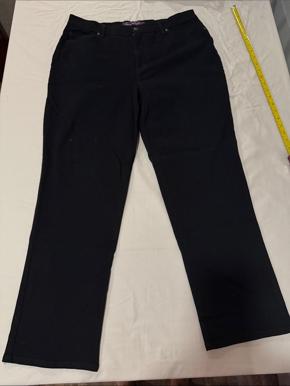 Gloria Vanderbilt Black Pants with Purple Label